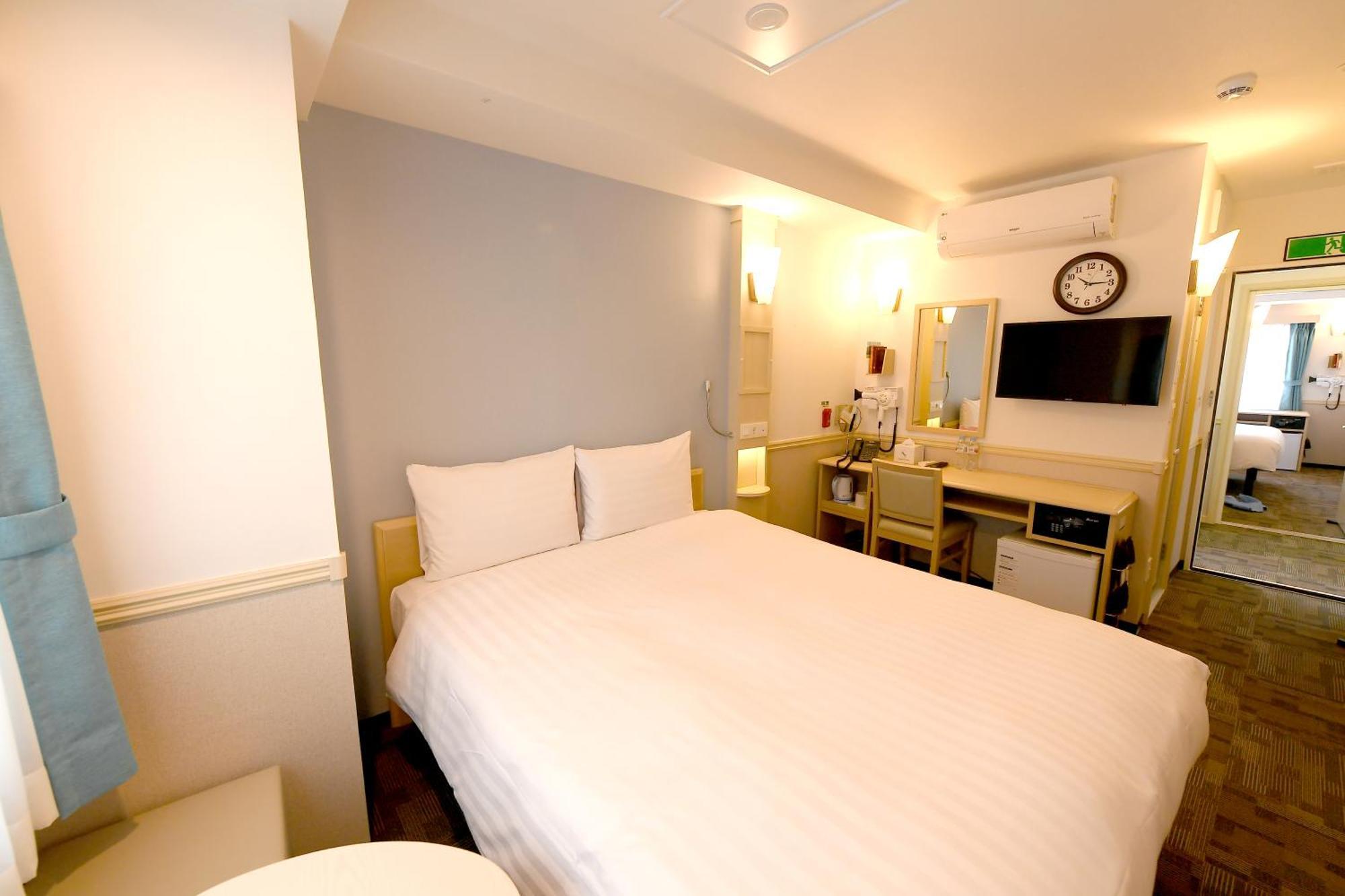 Toyoko Inn Changwon Exterior photo